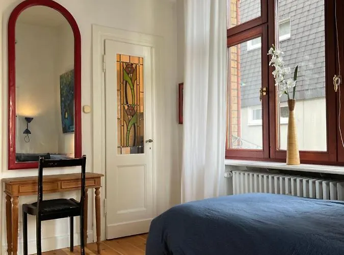 Apartment Altbauwohnung In Gründerzeitvilla *